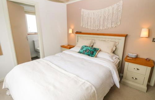 Sunstone Lodge Garreg Haul Lodge - Photo 11