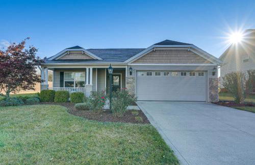 Private Yard and Pond Views Fort Wayne Family Home! - Foto 1