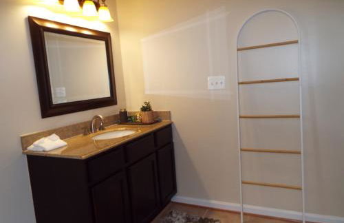 9 Bedroom 6 Bath - Entire House - Foto 48