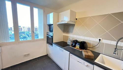 Appartement T2 clim, wifi, parking centre ville à 10mn, plage 20mn - Foto 4