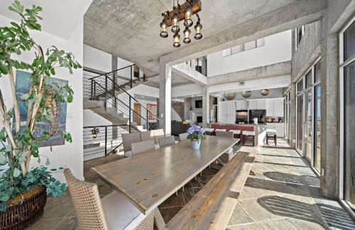 Oceanfront Experience - Photo 16