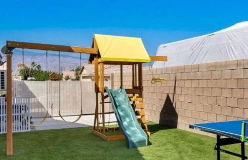 Desert Bliss Paradise - Arcade, Casino, Play Area ,Pool , Hot tub - Foto 7