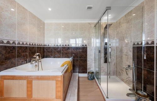 Home with Natural Mineral Spring Water near Stamford - Foto 63