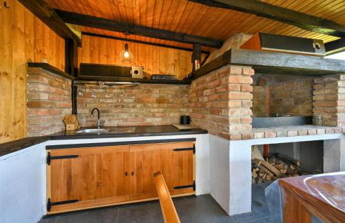 Lovely Home In Kunovec Breg With Sauna - Photo 14