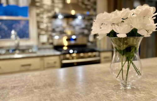 [4-BR/Sleeps 12] Family & Friends Home in Indiana - Foto 11