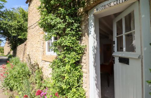 Woodbine Cottage - Photo 2