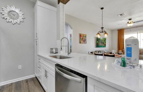 The Perch-2 Miles from Disney, Movie Theatre & Water Park - Foto 10