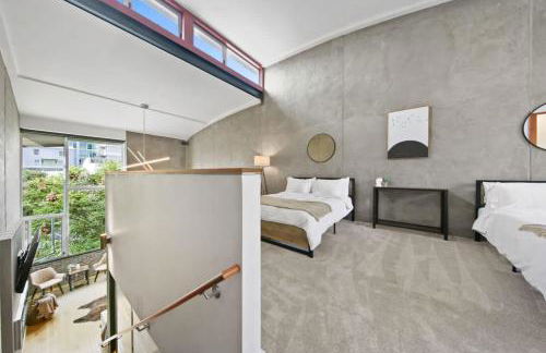 New York Style Penthouse in the Heart of the City - Photo 34