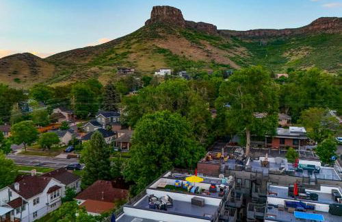 Million Dollar Rooftop MTN Views -2 King Beds-DT Golden - Photo 31