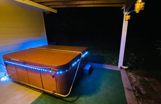 Uhost AI 4BR Retreat Hot Tub Firepit - Foto 41