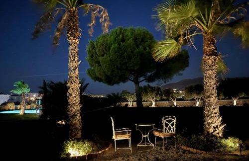 Villa Loretta with pool, jacuzzi and garden - Photo 46