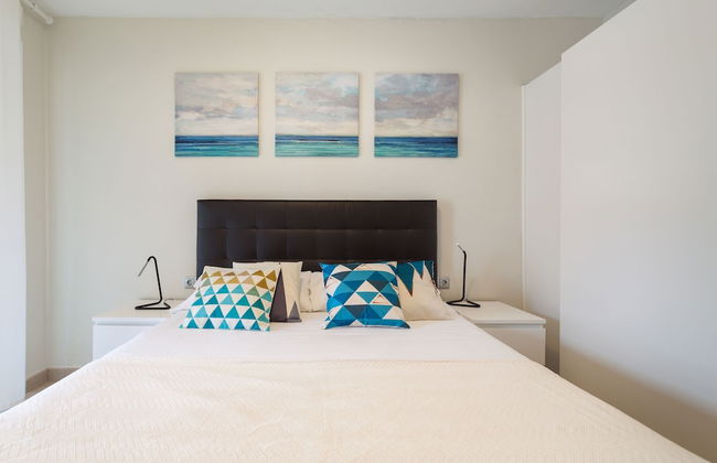 Pineda Be My Guest Castelldefels - Photo 3