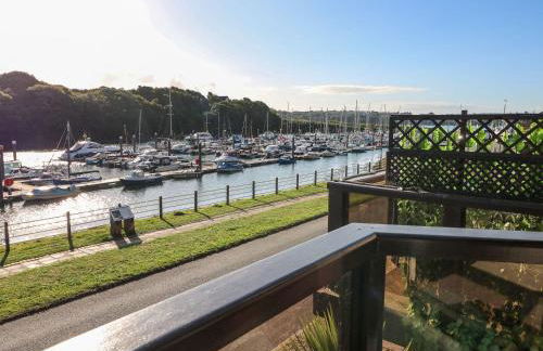 Yacht Haven View - Photo 2