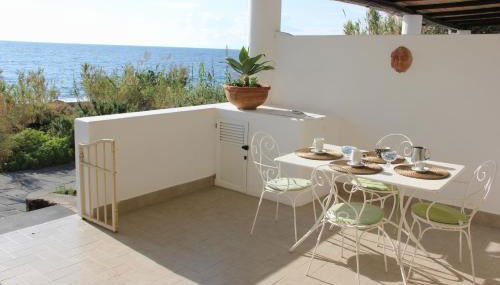 Villa Ginestra sulla spiaggia di Stromboli - Foto 3