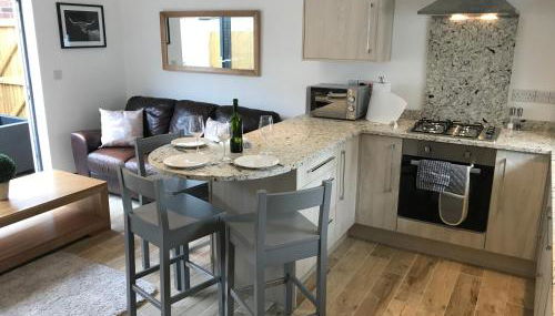 No 4 Elizabeth Street - Photo 2