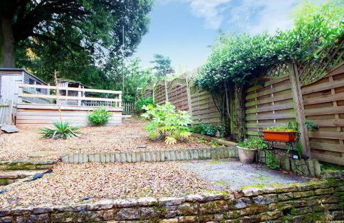 Old Lodge close to City Centre with parking - Foto 12