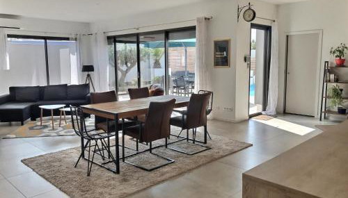 Villa Exceptionnelle Piscine et Jardin privé Séjour Haut de gamme proche La Rochelle - Foto 5