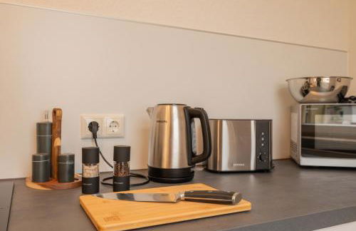 maremar - Style Apartment im Zentrum - Luxus Boxspringbett - Küche - Arbeitsplatz - Highspeed WLAN - Foto 11