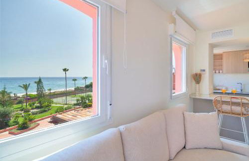 Sea Suite Beachfront - Photo 34