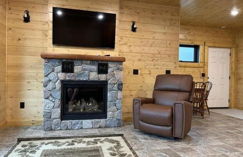 The Lodge at Pine Cone Lodge for Large gatherings! - Foto 35