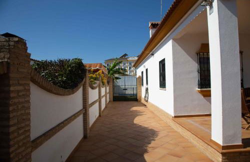 Chalet adosado con piscina privada en Mazagón - Foto 26