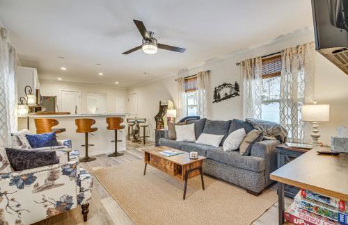 Near Trails and VAST Access! Modern Burke Home Base - Foto 1