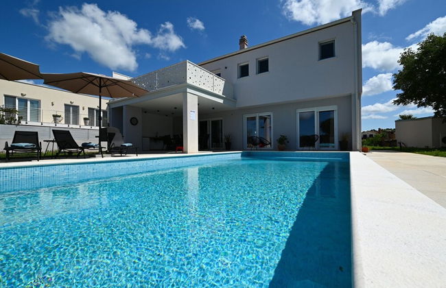 Matohanci Dazzling Villa With Pool - Foto 57