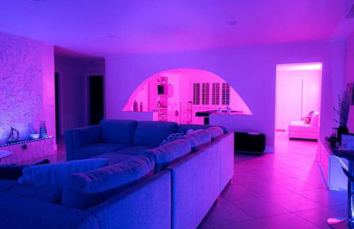 ~Villa Victoria Luxury! (Pool)~1 mile from beach - Foto 6