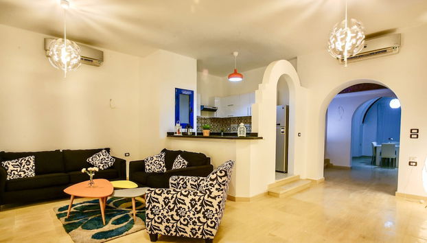 Luxury 4BD Villa with Pool in Hurghada - Foto 3, Zona de estar del vestíbulo