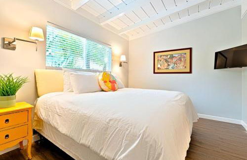 Shores Perfection - Spa, AC, Pet Friendly, Parking, Fire Pit & Massive Private Yard! - Foto 21