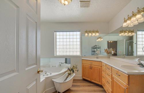 Scenic Large-Group Retreat, 1 Mi to Bryce Canyon! - Foto 13