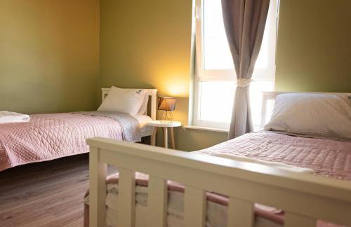 Siedlisko na wydmach, sauna,podgrzewane jacuzzi,domki klimatyzowane,starlink internet,parking - Photo 58