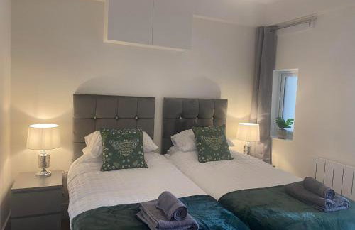 The Cwtch Pet Friendly Ground Floor Flat Near M4 and Porthcawl - Foto 8