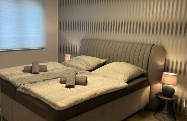 FERIENWOHNUNG TRUNK direkt an den Weinbergen, Parkplatz, Terrasse mit Grill und Lounge - Foto 9