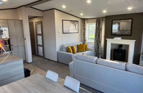 Blue Bell Lodge with Hot Tub Malton - Foto 6