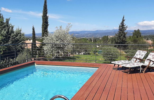 Villa With Pool & Views - Photo 26