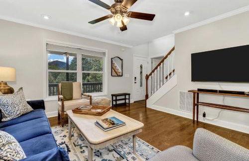 Spacious Mountain Retreat with Bonus Game Room Near Asheville, Barnardsville, NC - Foto 28