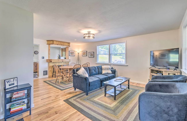 Watkins Glen Lakeview Cottage with Waterfall! - Foto 21