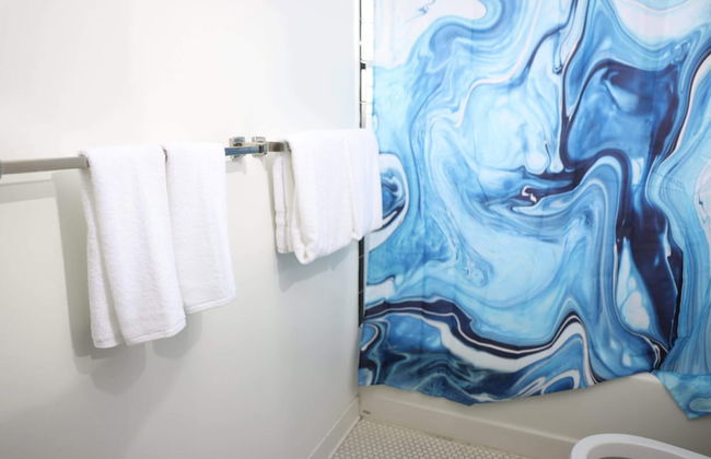 Close to Campus Student Housing - Amenities - Photo 8