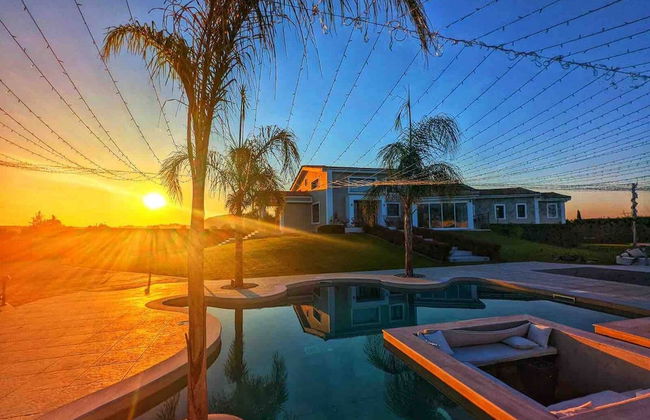 An Idyllic Hideaway Villa Shangri-la Zakynthos - Photo 65