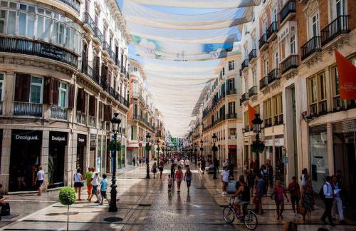 Studio 5 mins from El Palo Beach WiFi & AC - Photo 24