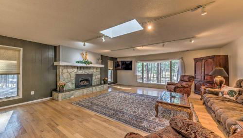 Ruidoso Getaway with Deck - 16 Mi to Ski Apache - Foto 4