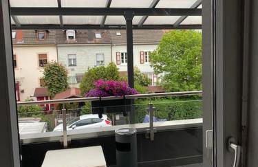 Preiswertes stilvolles Zimmer im privaten Haus mit großem schönem modernem Gemeinschaft Badenzimmer - Foto 54