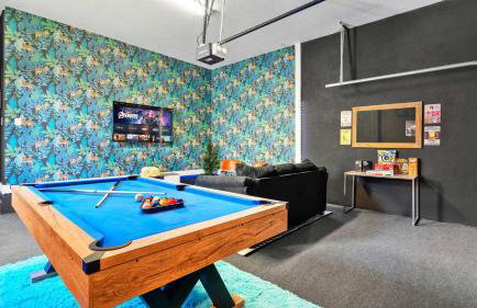 Poolside Tampa Stay- Game Room & Glam Room- Pool- Darts- Pool Table- Next to MacDill AFB - Foto 14