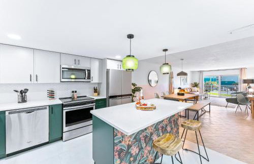 Cocoa Beach Towers - Oceanfront Resort with Heated Pool, Tennis Steps from the Pier - Foto 7