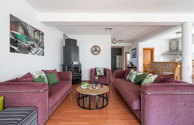 Remarkable 4-bed House in Kaštel Novi - Foto 12