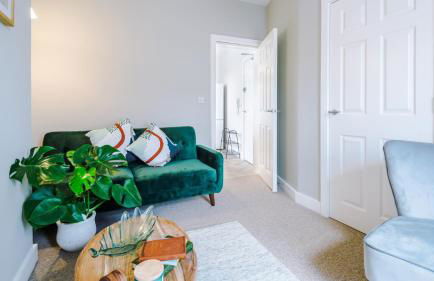 Designer apartments for City Breaks in Chester - Photo 75