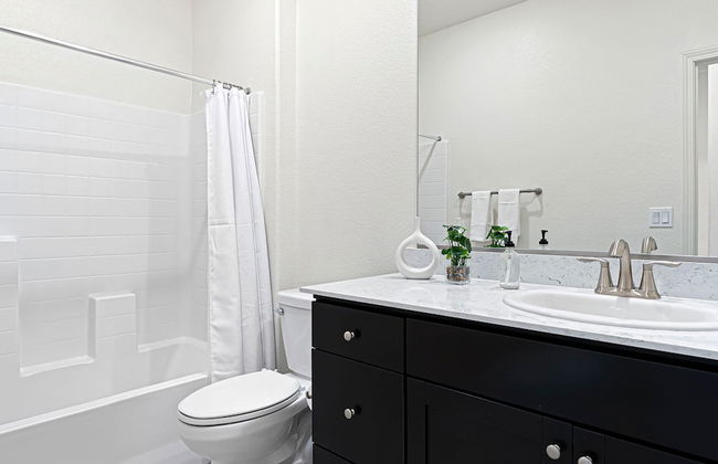 Stylish Sleek 4BR Nevada Home Near Downtown Reno - Foto 23