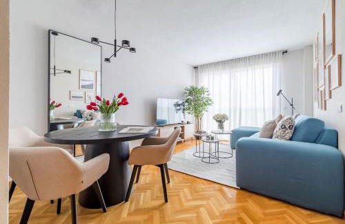 Apartamento con parking y piscina - Foto 6