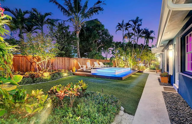 Modern Oasis - Photo 1